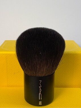 VINTAGE ORIGINAL MAC Kabuki Brush 182